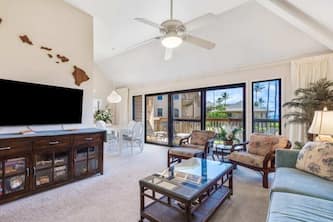 Ocean Views W/Lanai and Kitchen–Kaha Lani 205