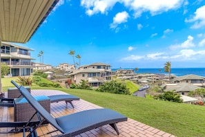 Sit back and relax while the sea air breezes through!