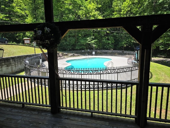 Timberwinds community pool and pavilion