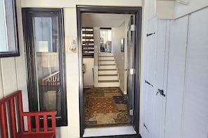 Outer foyer area