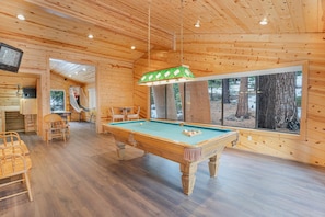 Spielezimmer