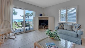 Sand Cliffs 214 Living Area