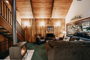 Indoors, Hardwood, Stained Wood, Fireplace, Screen