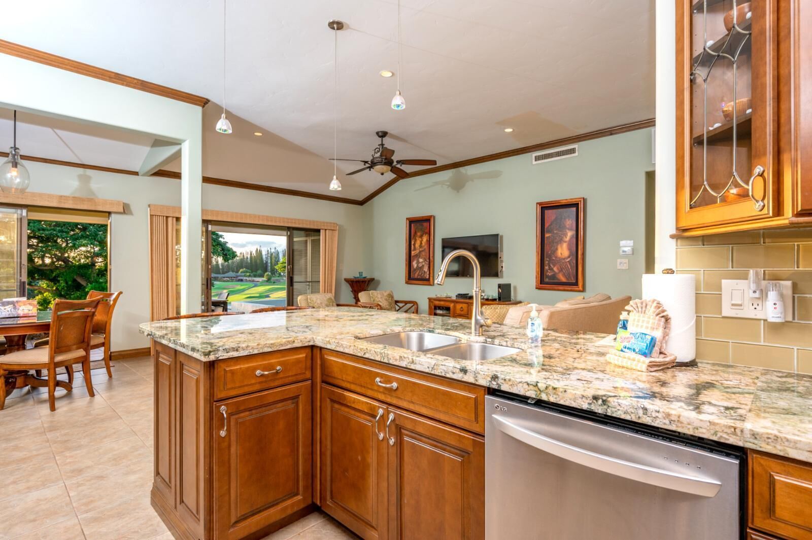 Maui Eldorado - J-106 - Walk-Out Ocean Views, Kahana