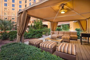 76799492-H1-Grand_Desert_Vegas_Misc011-min