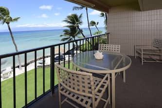 Maui is open! Great Specials! Direct Ocean Front!Free nightly sunsets!