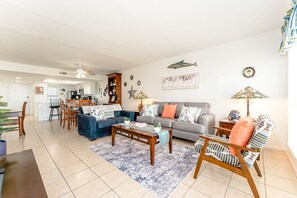 Our living spaces flow together like the conversations you and your family will have this vacation.