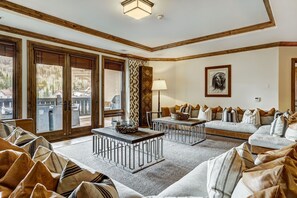Furniture, Indoors, Living Room, Couch, Home Decor