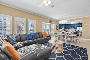 Living room with plenty of seating