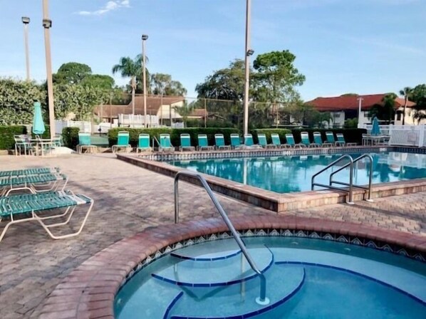 Pool & Spa