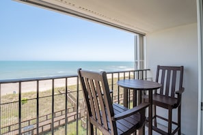 Oceanfront Balcony Outdoor Dining