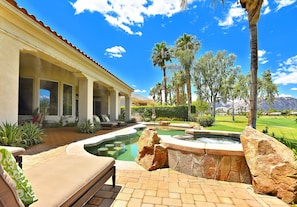 Sparkling Heated Pool and Sit up Bar