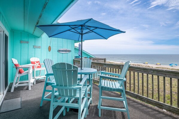 Winds VI 3C Oceanfront Condo with Pool