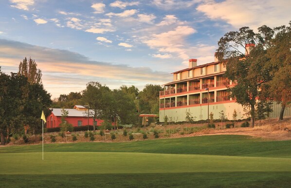 Worldmark Angels Camp Exterior-min_0