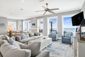 Open concept living with Gulf views