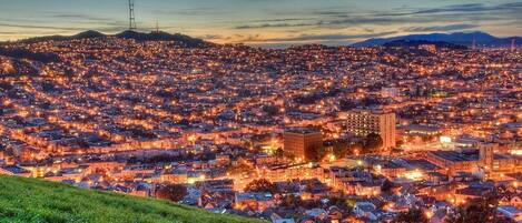 1280px-Noe_Valley_San_Francisco_5