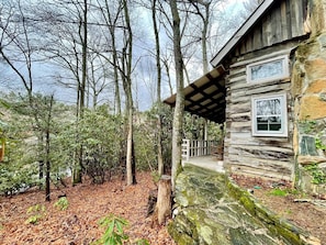 Laurel Mtn Cabin, Wooded Setting