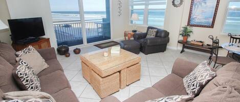 Spacious living room with incredible view