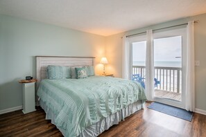 Primary Bedroom Suite with Oceanfront Balcony