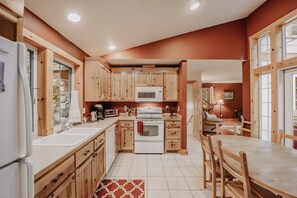 Indoors, Kitchen, Home Decor, Sink, Refrigerator