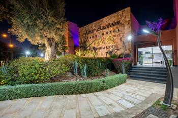 Condominium Hotel Resorts Oliva