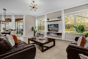 440 Las Fuentes Drive (2).jpg
