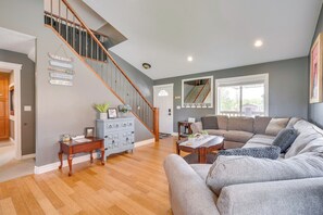 Living Room | Central Air Conditioning