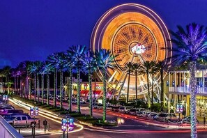 The Wharf - The Wharf in Orange Beach for nightly laser light shows, great summer concerts and more