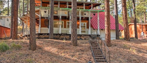 Ruidoso Vacation Rental | 2 BR | 1.5 BA | 1,625 Sq Ft | Cabin