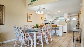 11-custom-22400-front-beach-rd-14