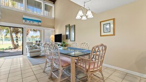 12-custom-22400-front-beach-rd-14