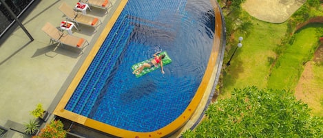 Infinity salt water swimming pool