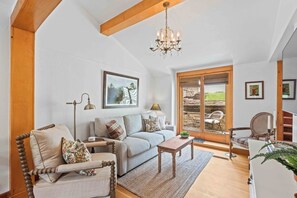 Living Room - Summer
