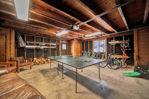 Yellow Pine 10 - The separate garage is decked out as a game room