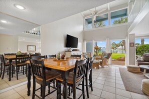 8-web-or-mls-22400FrontBeachRd42_5