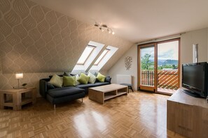 Sava View 8 - living room