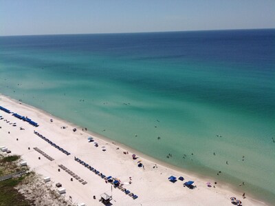 Exceptional 20th Floor Gulf Front End Unit Condo w/ Spectacular Panoramic Views!