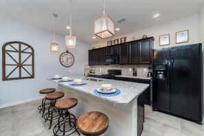 Kitchen Bar