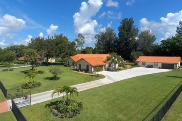 Aerial of Horseshoe Home