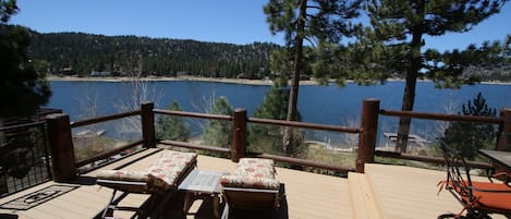 Main deck off the living room