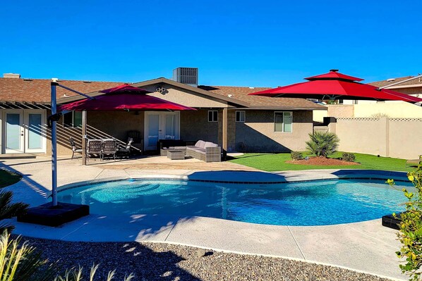 Lake Havasu City Vacation Rental | 4BR | 3BA | 1,790 Sq Ft | 1 Step for Access