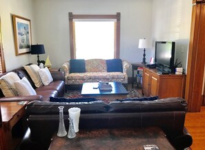 Living Room with games, BlueRay and Roku