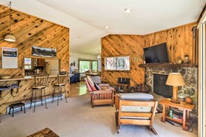 Living Room | Central Heating | TVs w/ Cable | Wood-Burning Fireplaces