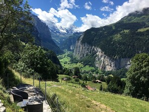 The "gin corner" and the best view in Wengen!