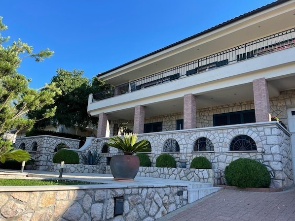 Exterior
