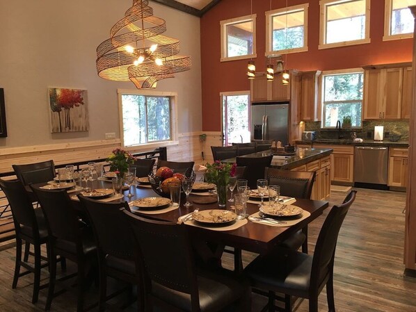 Elegant Dining Room