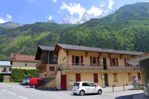Apartment Building