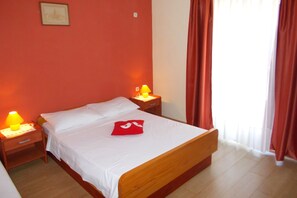 Schlafzimmer 2
