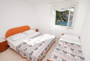 Schlafzimmer 2