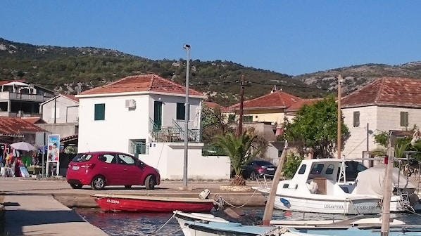 Esterno